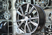 18X7.5 5/112 ET35 D66.6 X-trike X-122 HSB